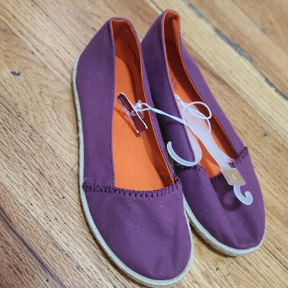 Merona Purple Flats with Vibrant Canvas Design Size 7 New